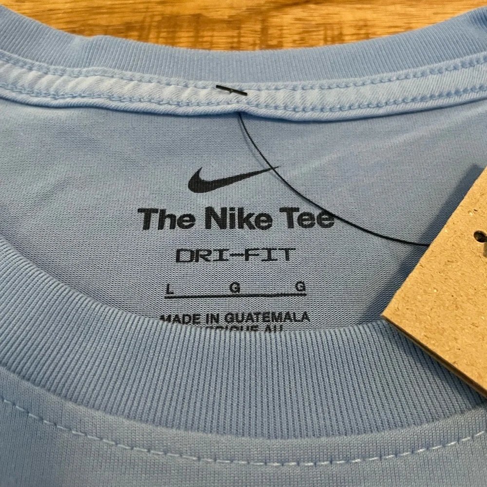NWT Nike Swoosh Sleeve rLegend Tee DX8730-448